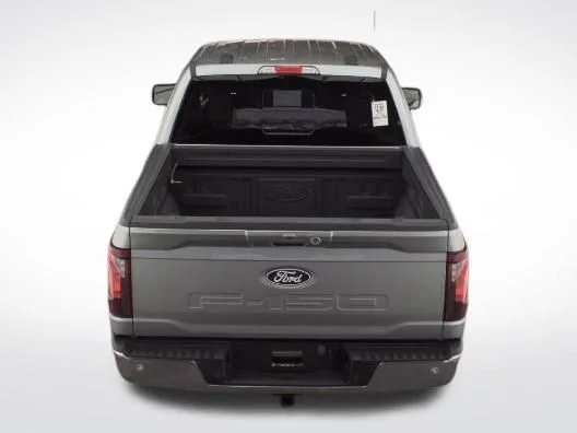 Used 2024 Silver Ford XLT image 6