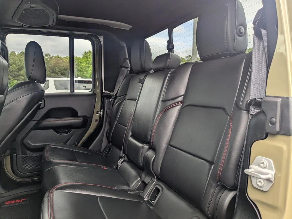 Used 2025 41 Jeep Rubicon X image 24