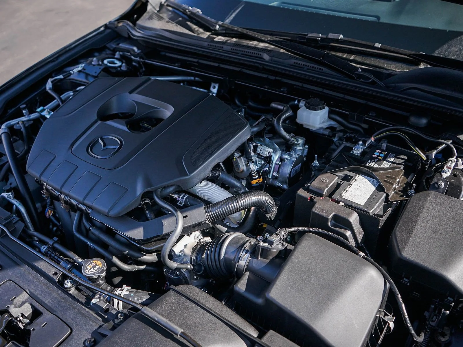New 2026 Jet Black Mica Mazda 2.5 S Preferred image 7