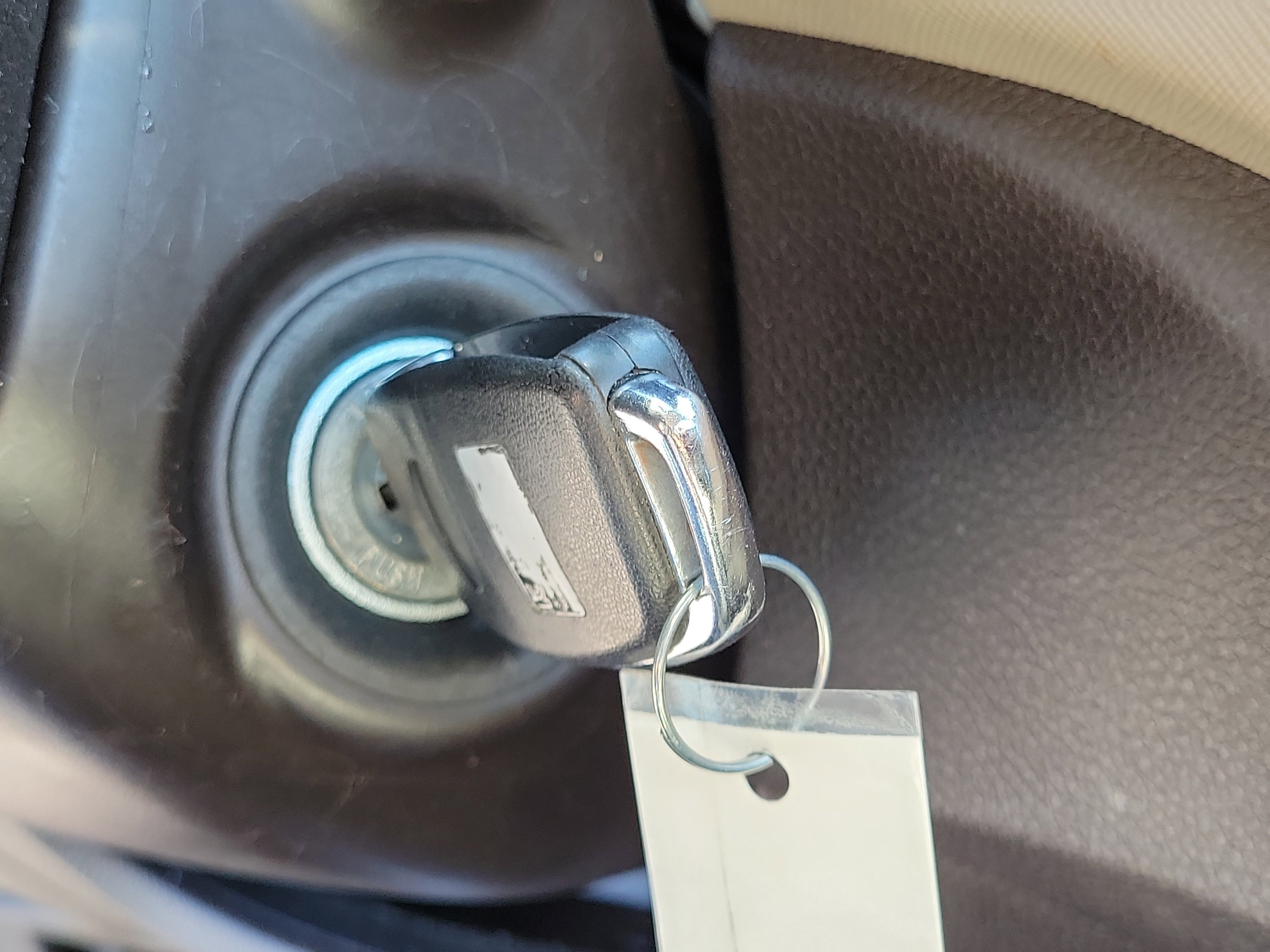 Used 2015 Canyon Copper Hyundai Base image 28
