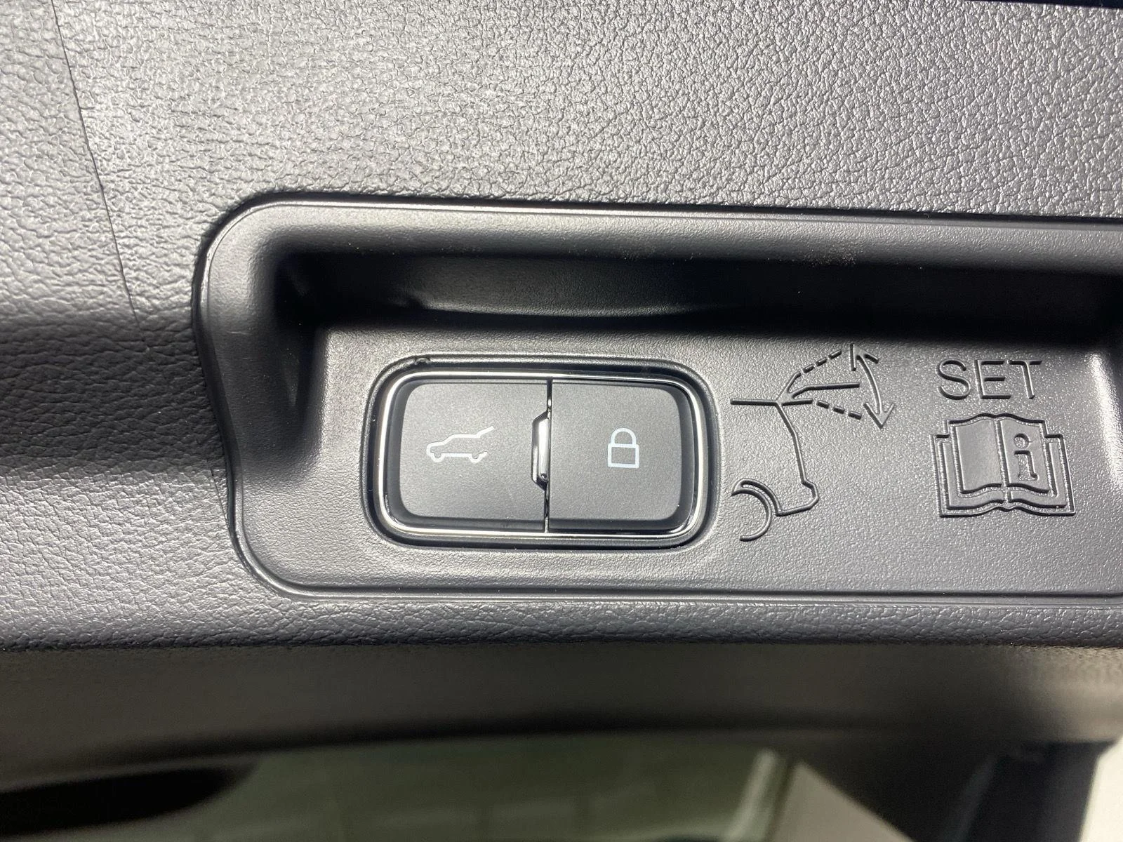 Used 2026 Vapor Blue Metallic Ford Active image 26