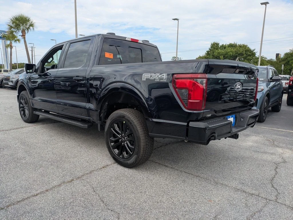 New 2026 Antimatter Blue Metallic Ford XLT image 6