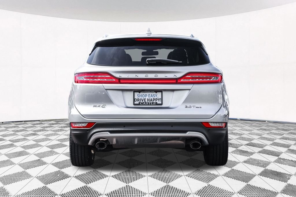 Used 2017 Silver Lincoln Reserve image 15