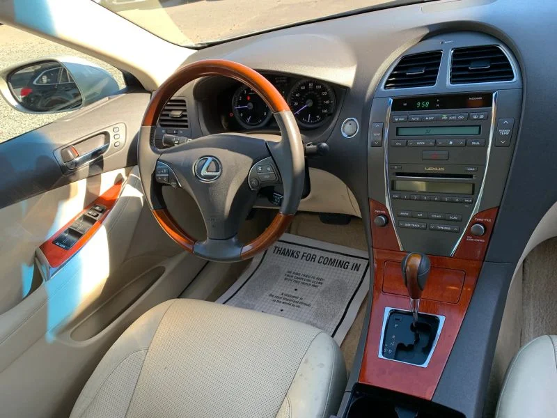 Used 2011 Gold Lexus ES 350 Sedan 4D image 45