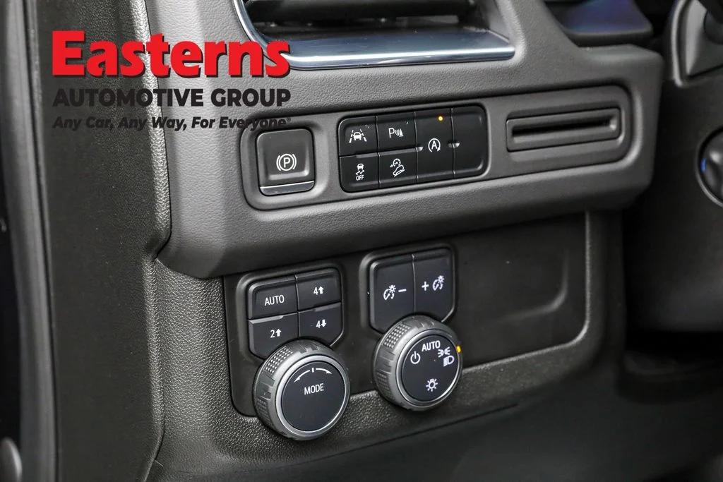 Used 2023 Gray Chevrolet Premier image 22