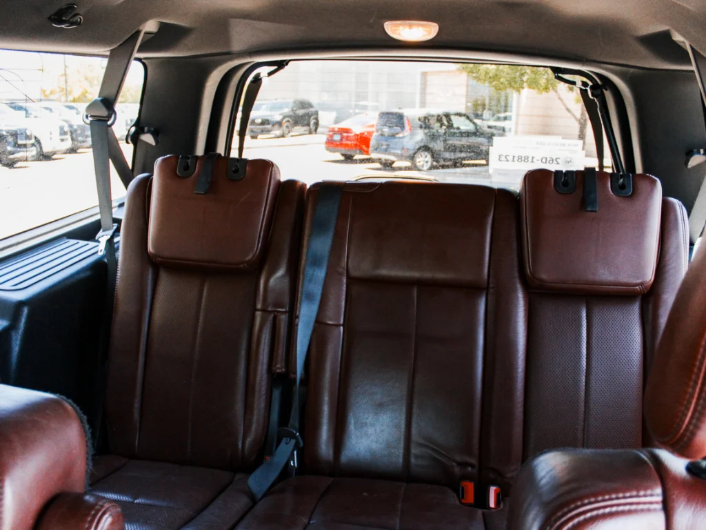 Used 2013 White Platinum Metallic Tri-Coat Ford King Ranch image 30