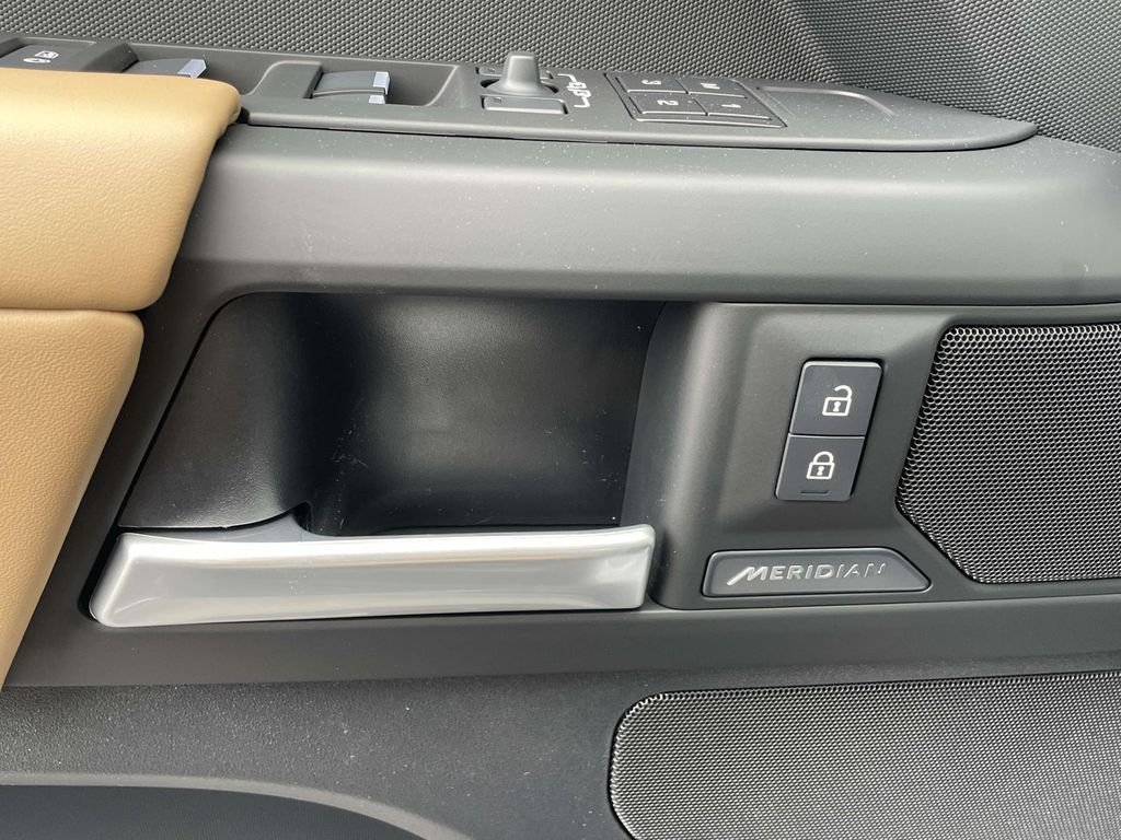 New 2026 Carpathian Grey Land Rover S image 33