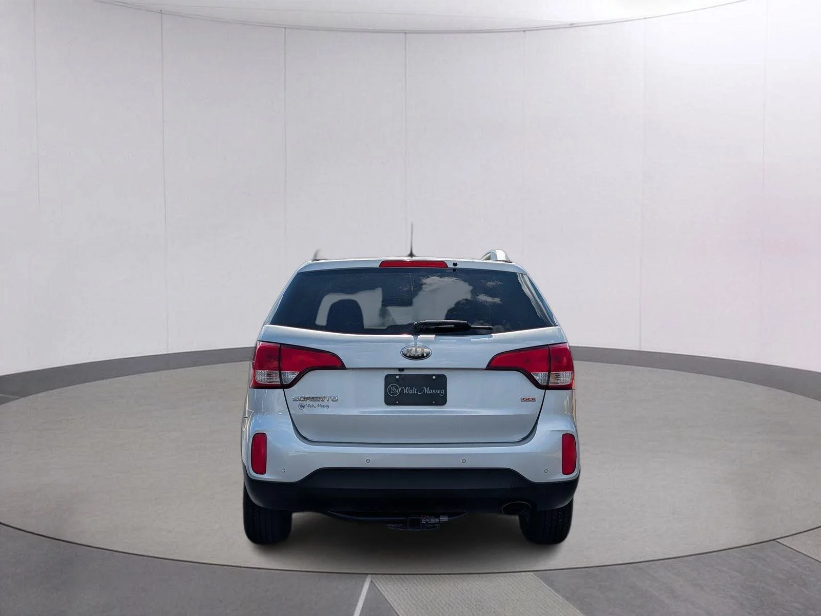 Used 2014 Bright Silver Kia LX image 2