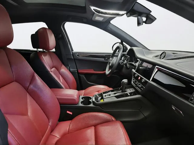 Used 2023 Black Porsche Base image 22