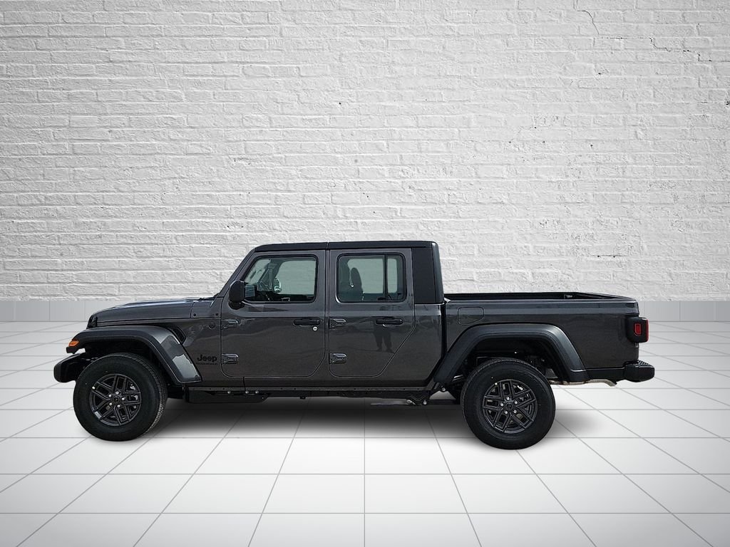 New 2026 Granite Crystal Metallic Clear-Coat Exterior Paint Jeep Sport image 2