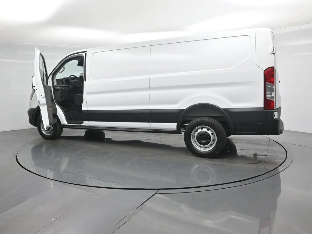 New 2026 White Ford Base image 33