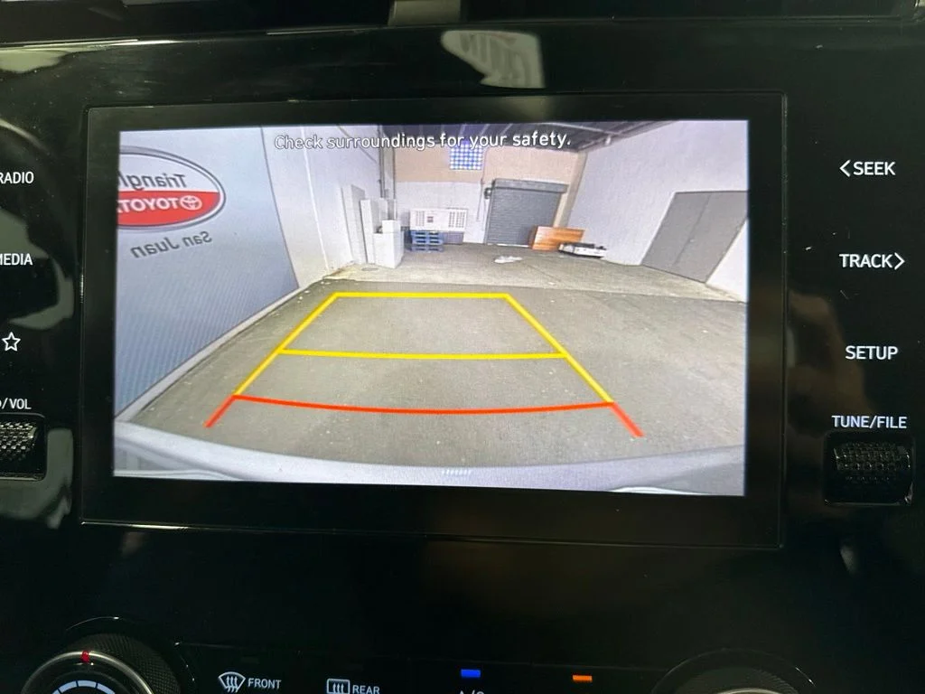 Used 2023 Silver Hyundai SE image 41