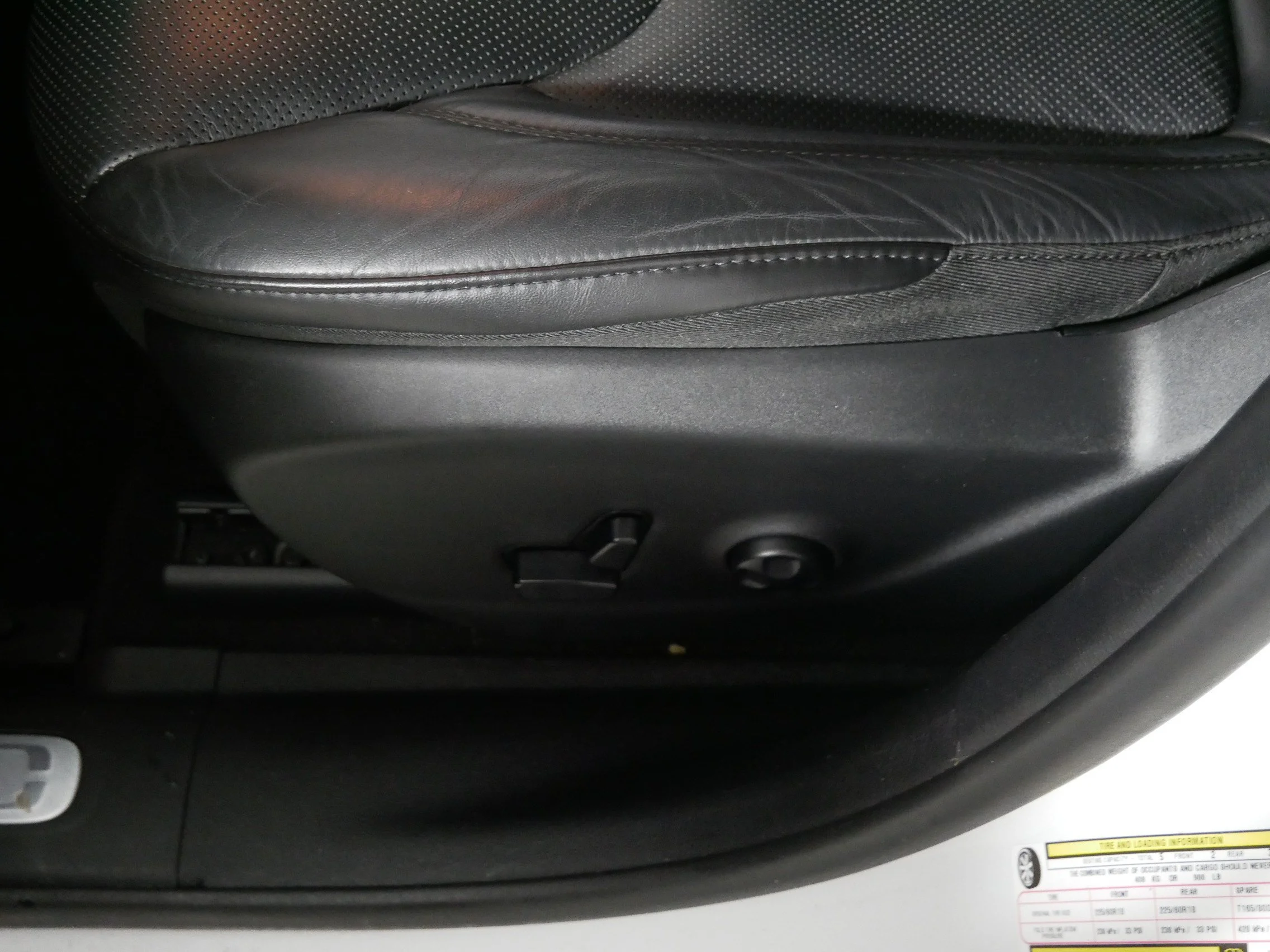 Used 2019 Bright White Clearcoat Jeep Limited image 20