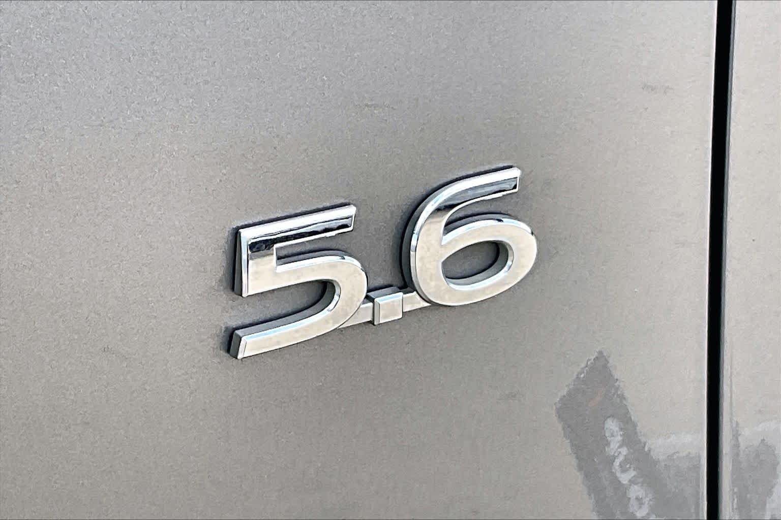 Used 2020 Graphite Shadow INFINITI LUXE image 31