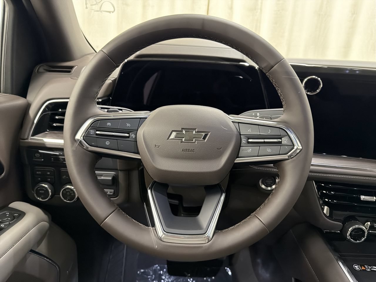 2026 Chevrolet Tahoe Z71 - Photo 16