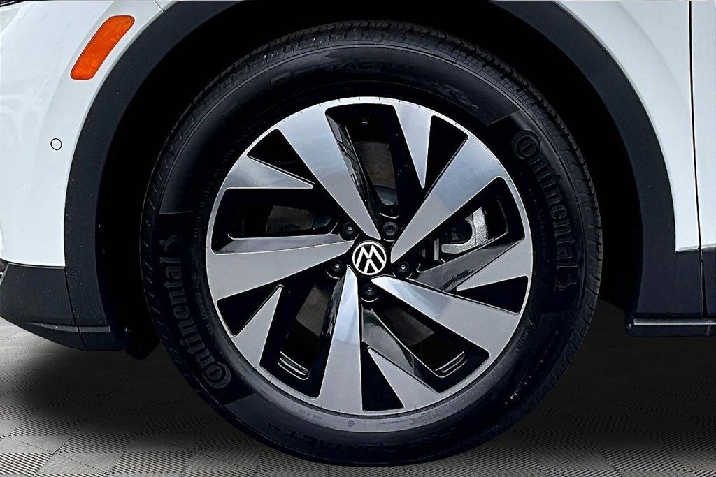 New 2026 White Volkswagen Pro image 28