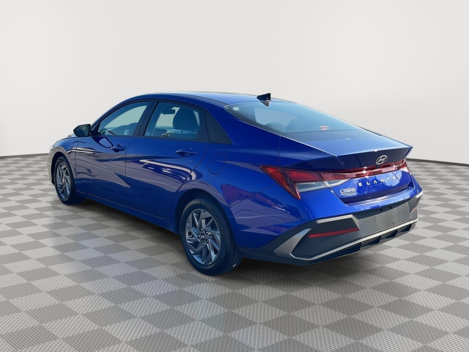 2024 Hyundai Elantra SEL - Photo 7