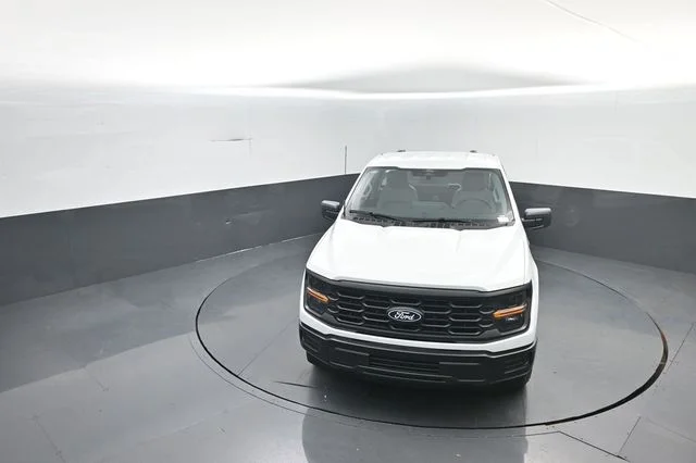 New 2026 Oxford White Ford XL image 23