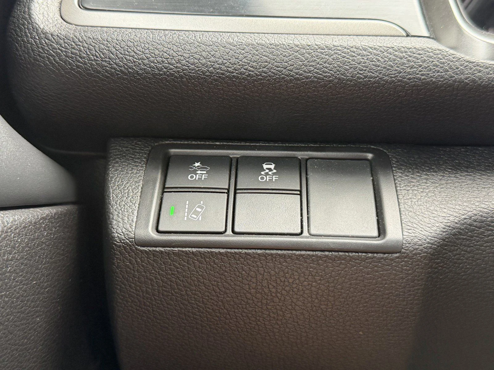 Used 2021  Honda EX image 26
