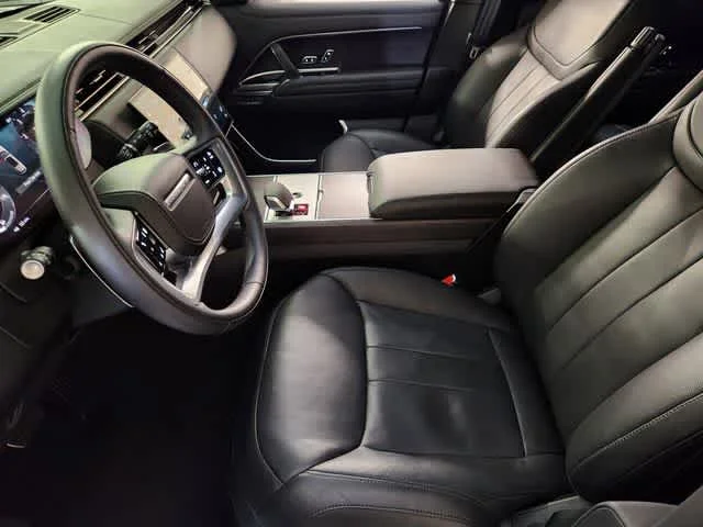 Used 2025 Santorini Black Metallic Land Rover Autobiography image 24