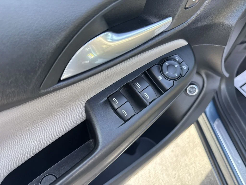 Used 2024 Blue Buick Avenir image 15