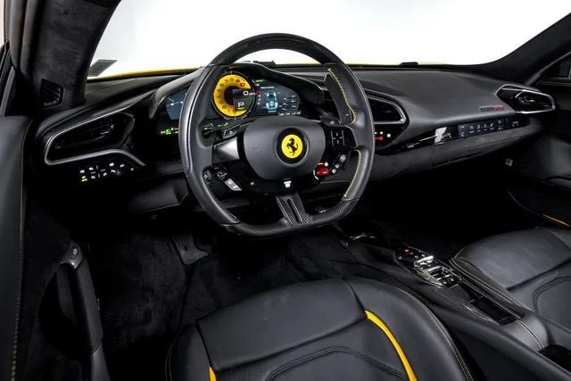 Used 2024 Giallo Triplo Strato Ferrari  image 5