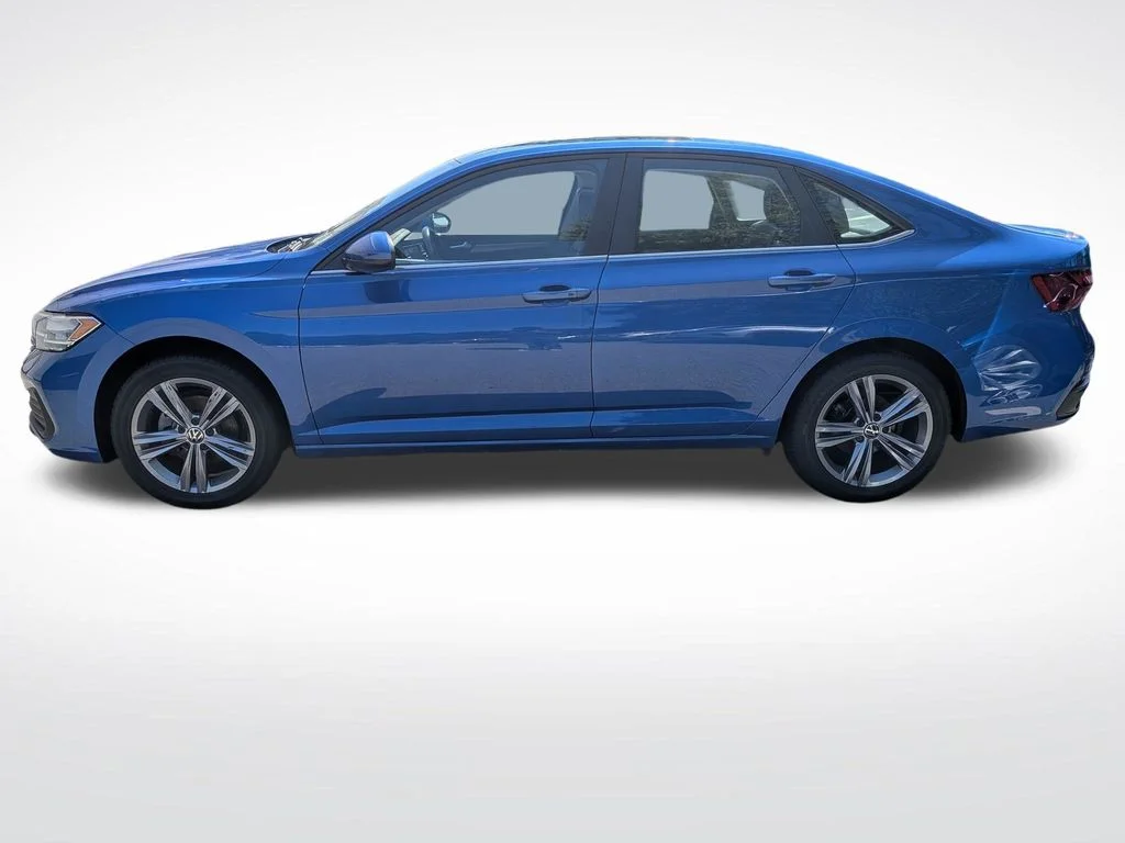 Used 2023 Blue Volkswagen 1.5T SE image 7