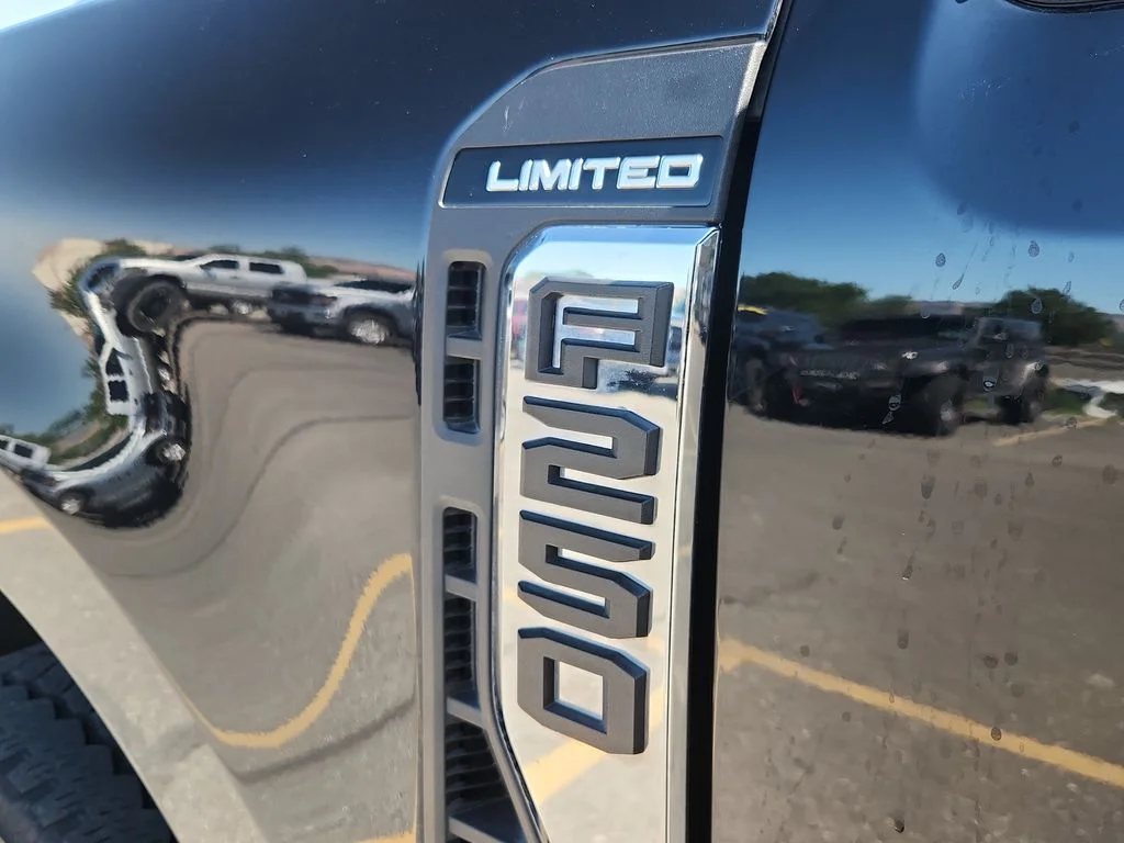 Used 2024 Black Ford Limited image 20