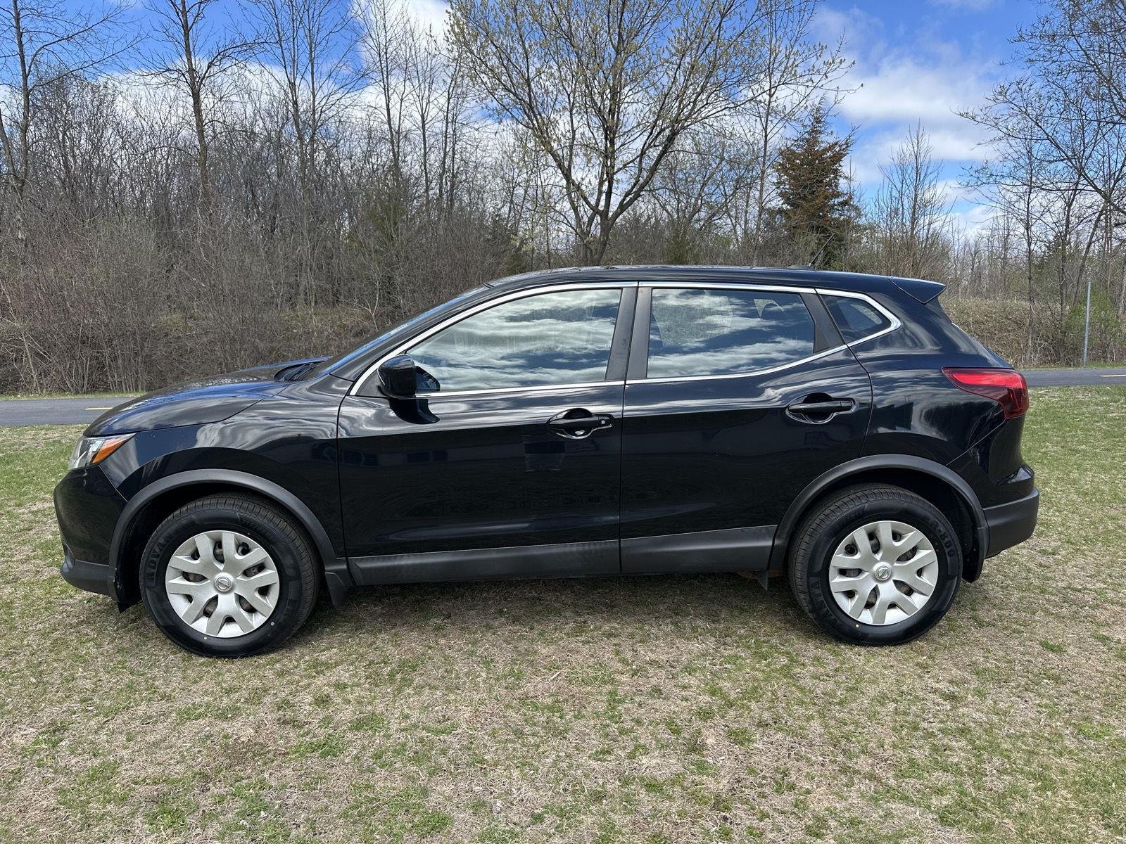 Used 2018 Nissan Rogue Sport S with VIN JN1BJ1CRXJW201038 for sale in Waconia, Minnesota