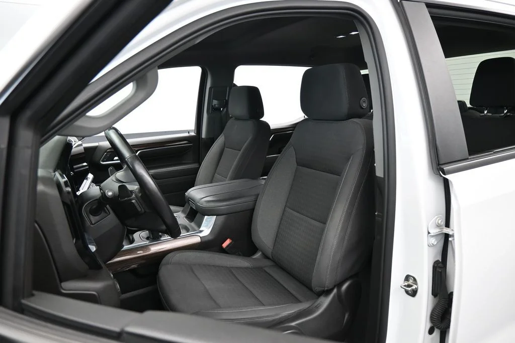 Used 2023 Summit White Chevrolet RST image 10