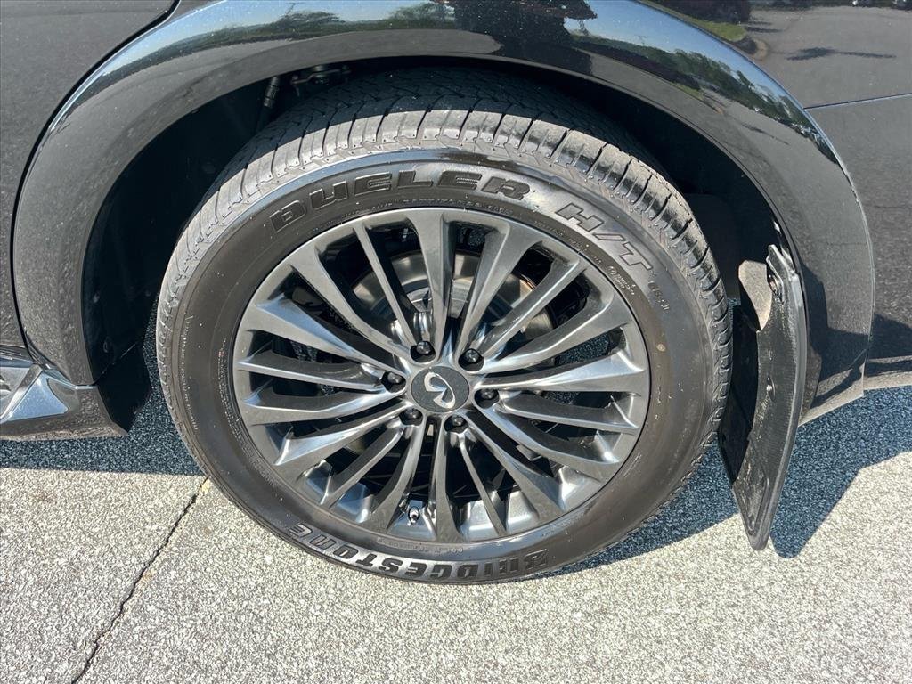 Used 2024 Black INFINITI SENSORY AWD image 30