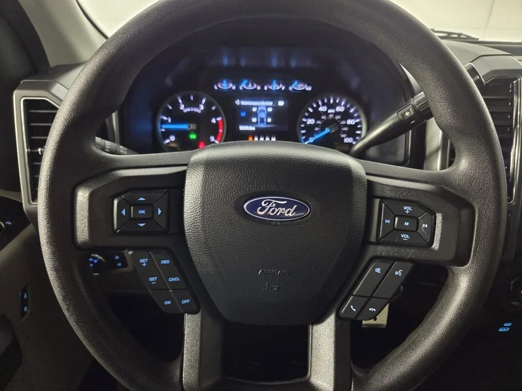 Used 2020 Oxford White Ford XLT image 19