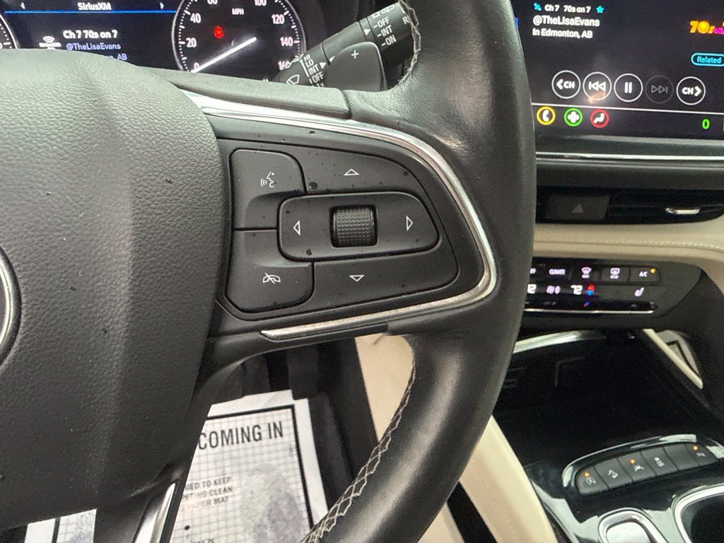 Used 2022 Red Buick Essence image 27