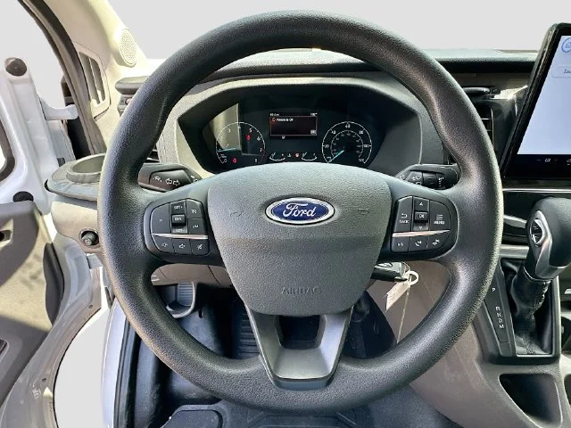 New 2024 Oxford White Ford Base image 7