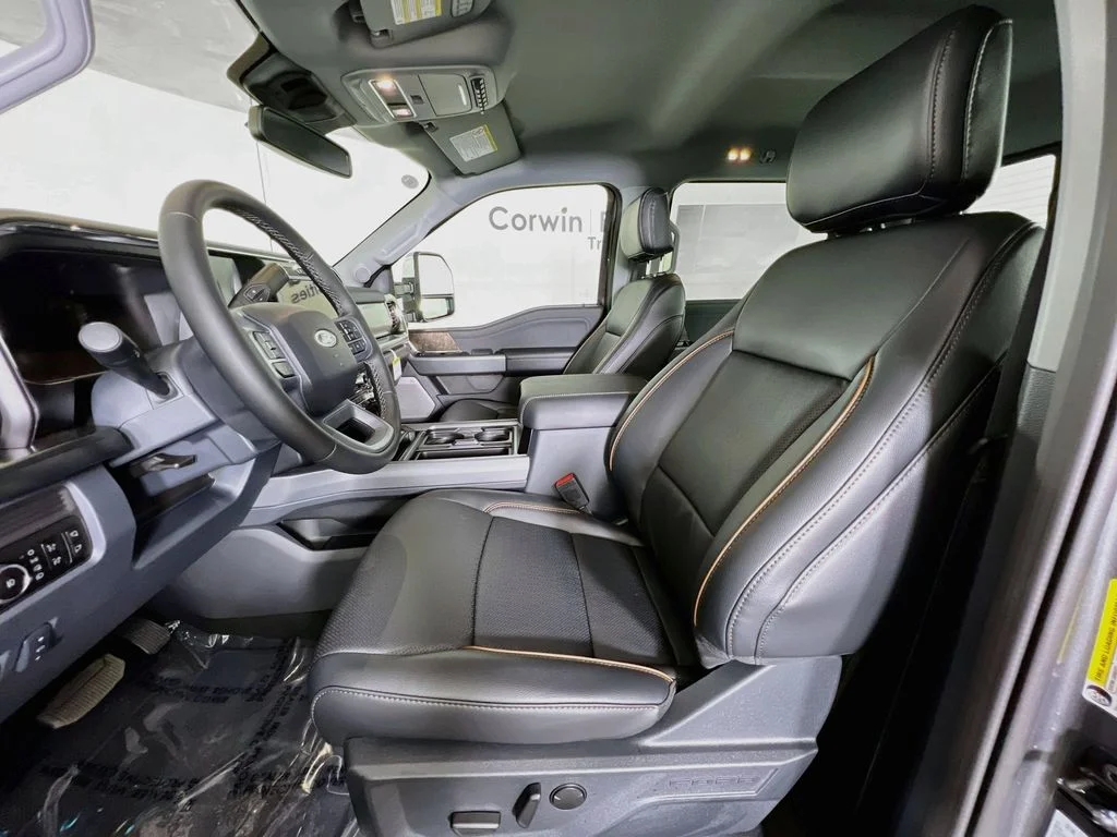 New 2026 Carbonized Gray Metallic Ford Lariat image 25