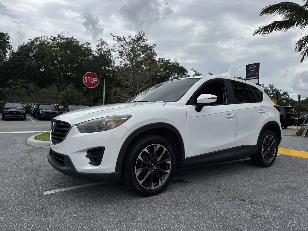 Used 2016 Crystal White Pearl Mica Mazda Grand Touring image 28