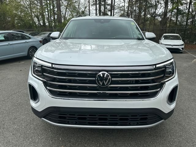 New 2026 White/off-white Volkswagen 2.0T SE image 2