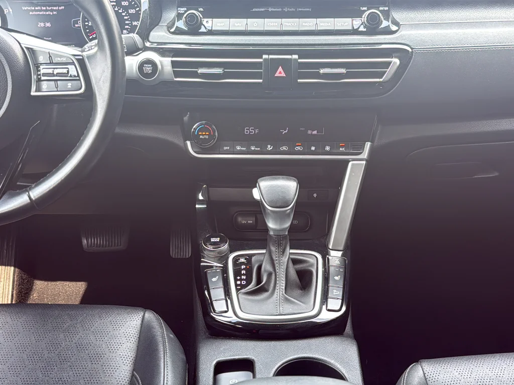 Used 2021 Black Kia SX image 33