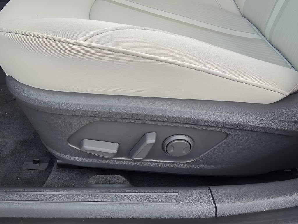 New 2026 Serenity White Hyundai SEL Sport image 16