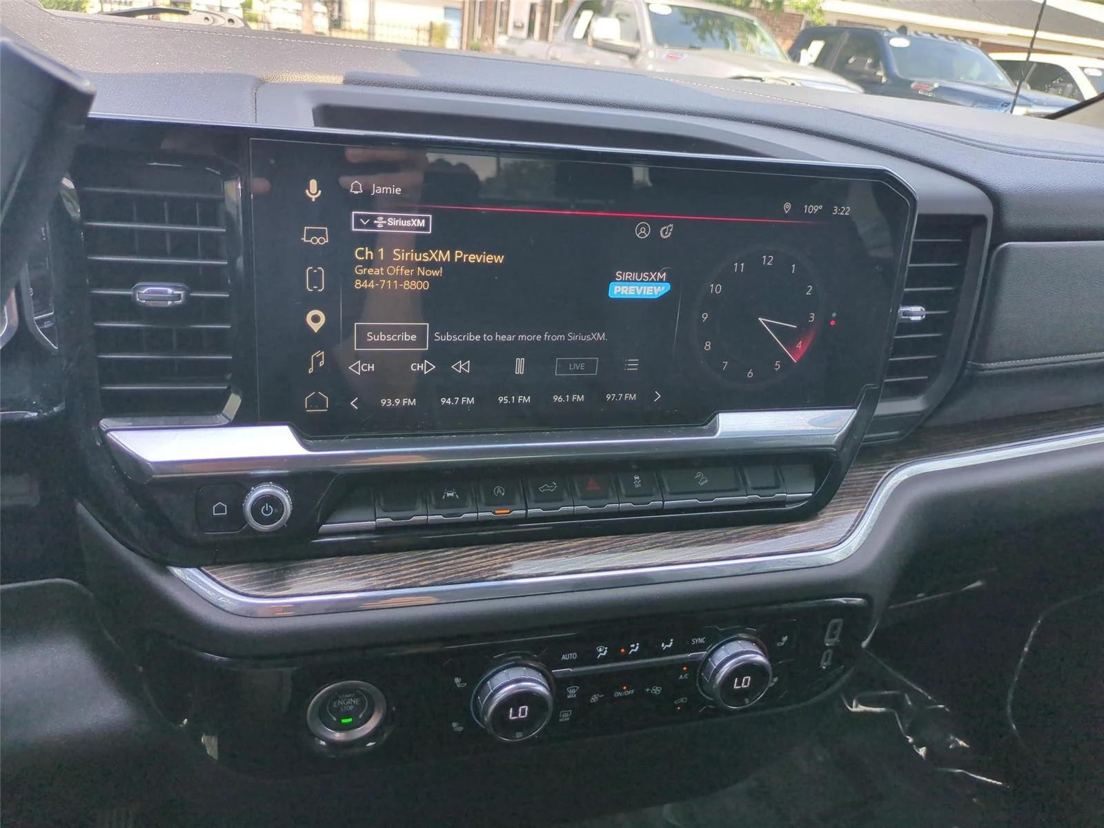 Used 2024 Onyx Black GMC Elevation image 24