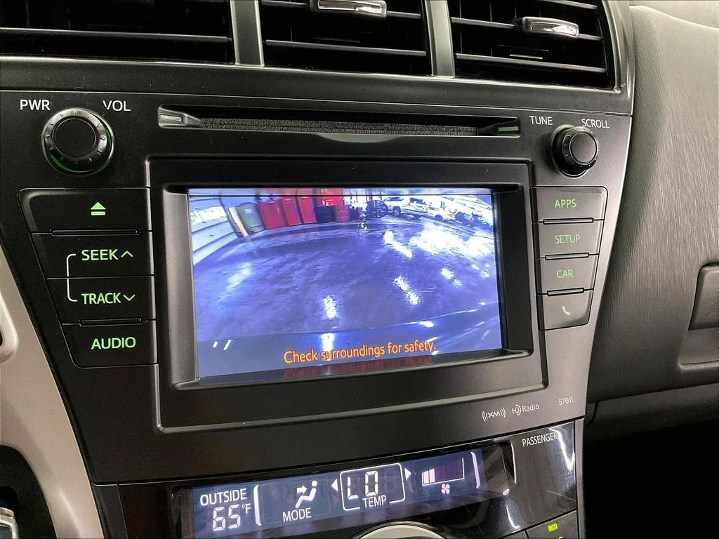 Used 2013 Blue Toyota Five image 25