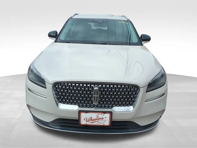 Used 2021 White Lincoln Standard image 10