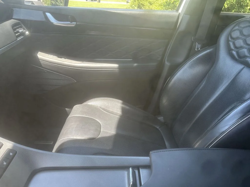 Used 2022 White Hyundai Calligraphy image 11