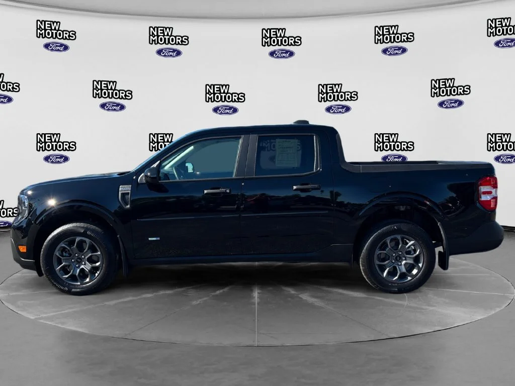 Used 2026 Shadow Black Ford XLT image 2