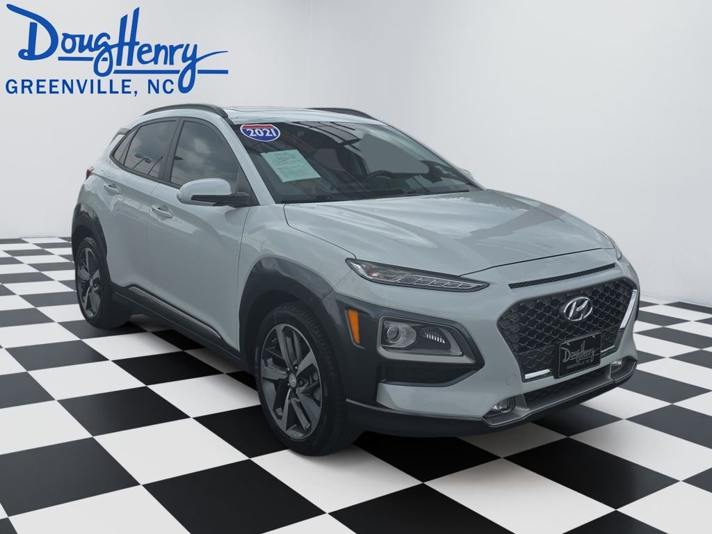 Used 2021 White Hyundai Limited image 6
