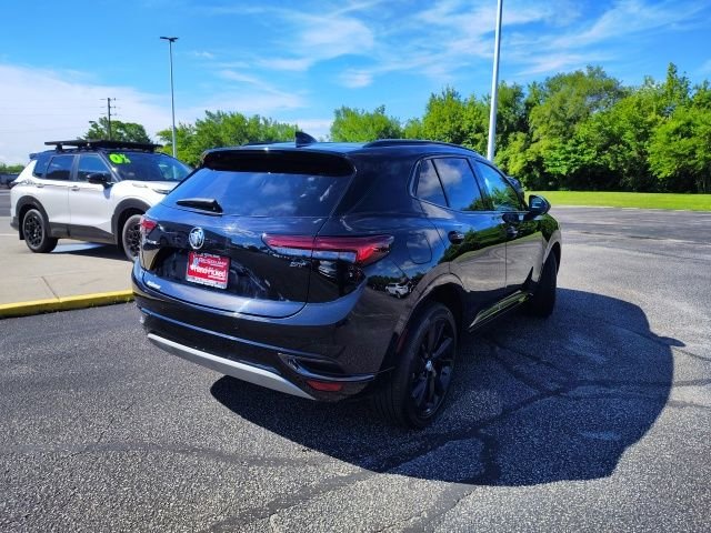 Used 2023 Black Buick Essence image 8