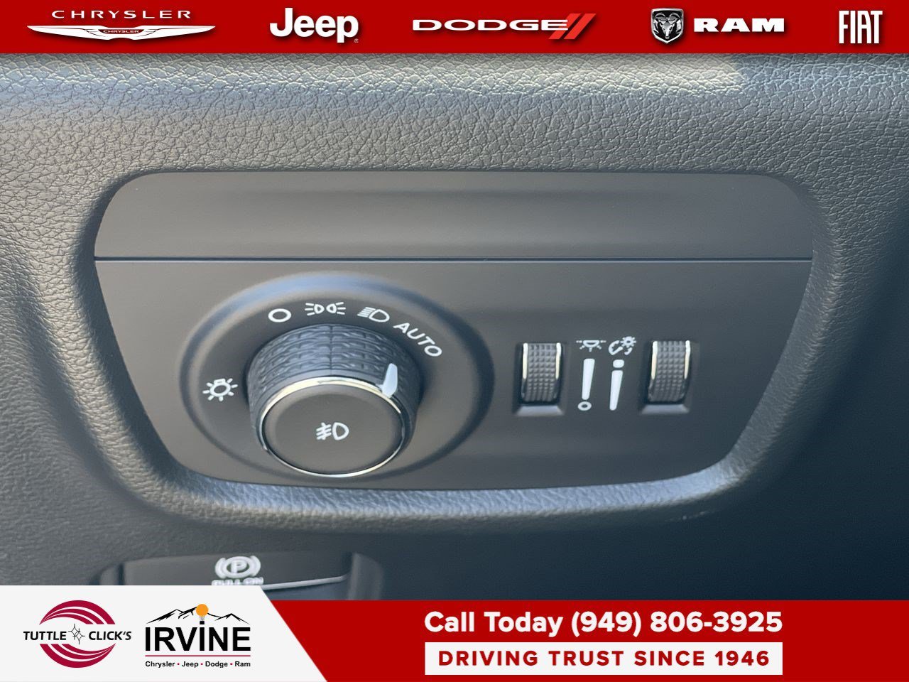 New 2026 Diamond Black Crystal Pearl-Coat Exterior Paint Jeep 85th Anniversary Edition image 23
