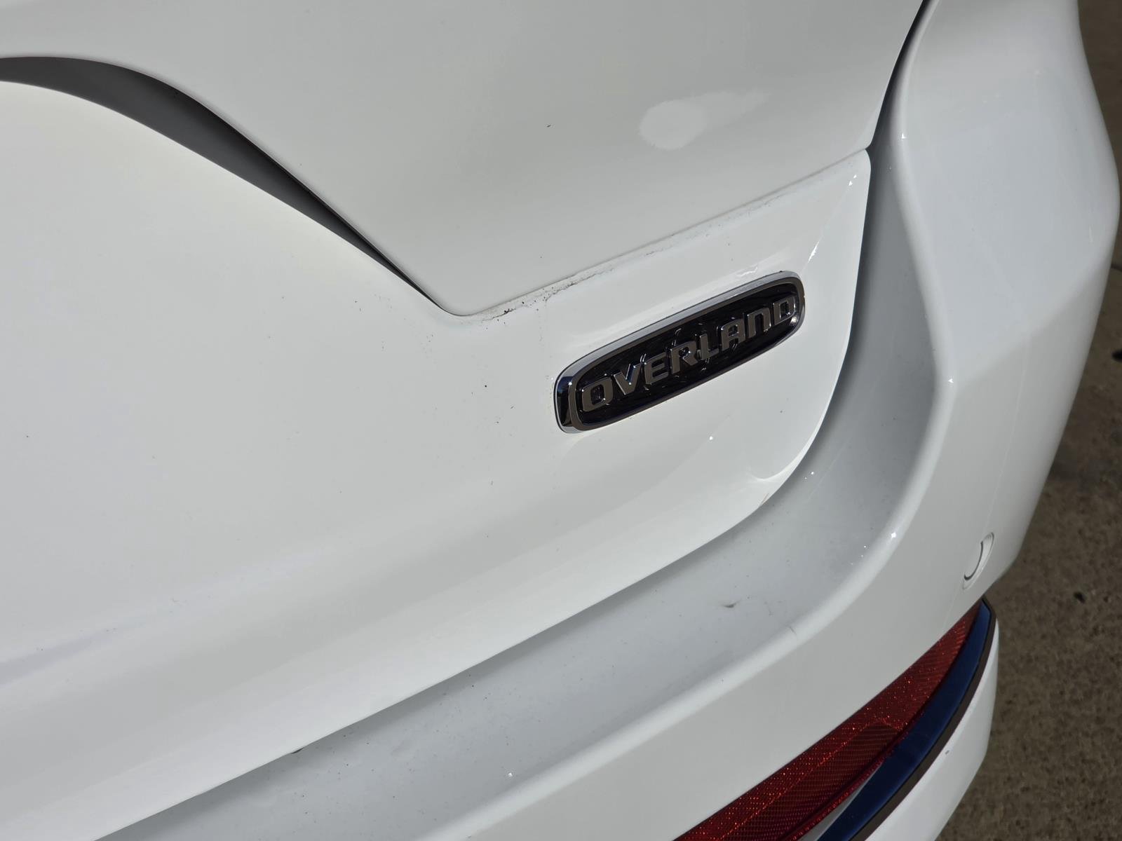 Used 2023 Bright White Clearcoat Jeep Overland image 9