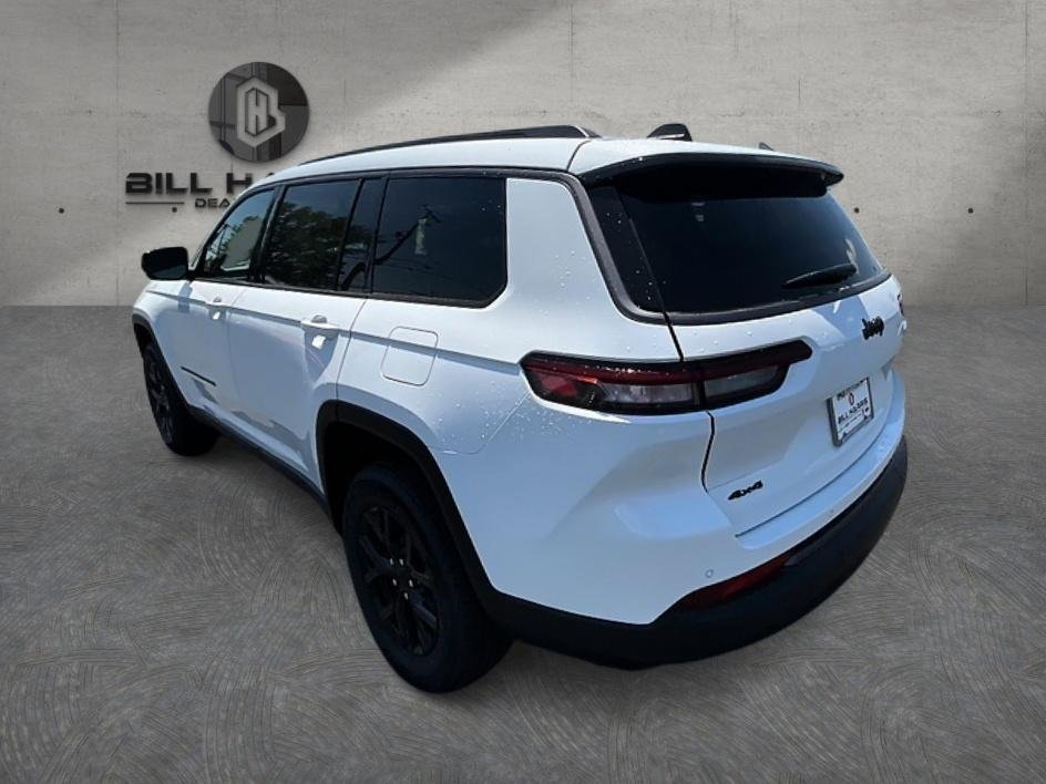 New 2026 Bright White Clear-Coat Exterior Paint Jeep Altitude image 8