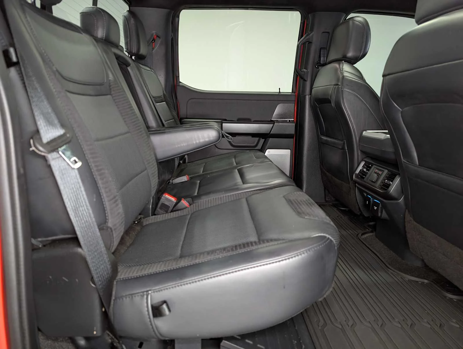 2021 Ford F-150 Raptor - Photo 47